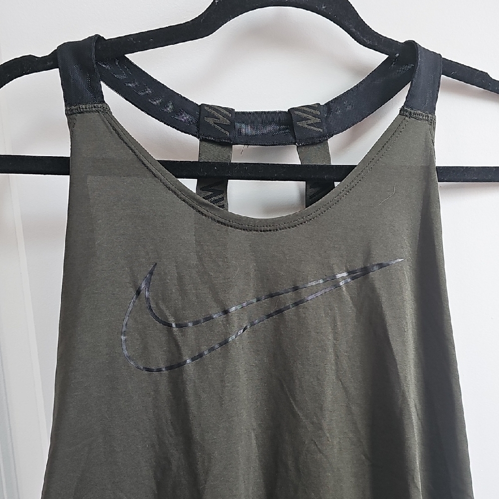 Nike Green and Black Sleeveless Cut Out Tank Top